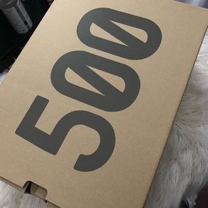YEEZY 500 (AUTHENTIC)